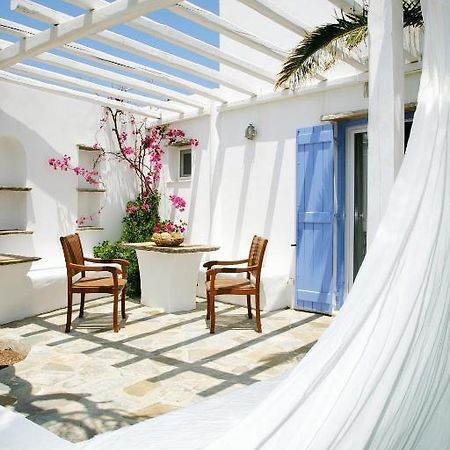 Golden Beach Studios & Suites Tínos Habitación foto